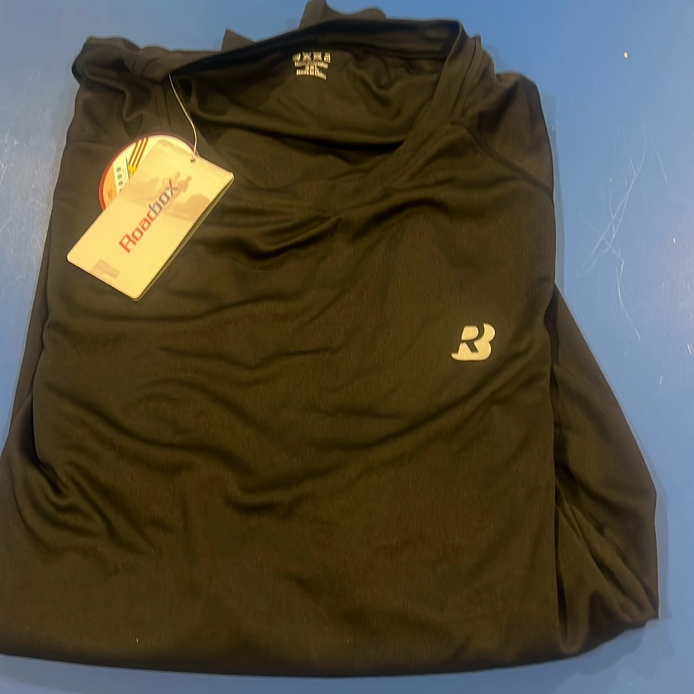 Upf50+ long sleeve sun protection